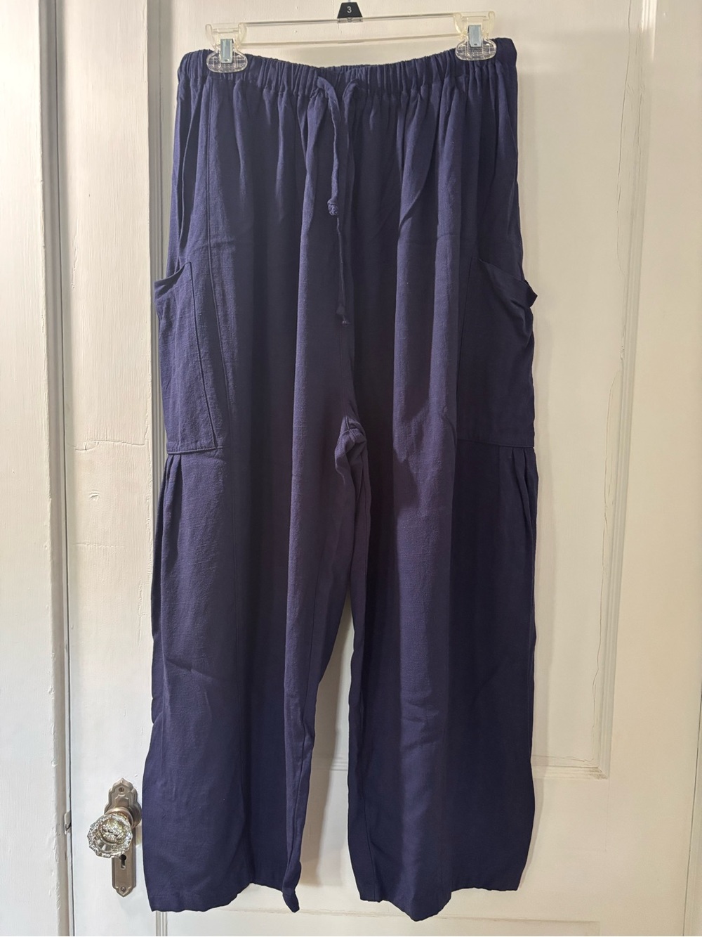 Relaxed Navy Wide-Leg Women's Pants with Pockets